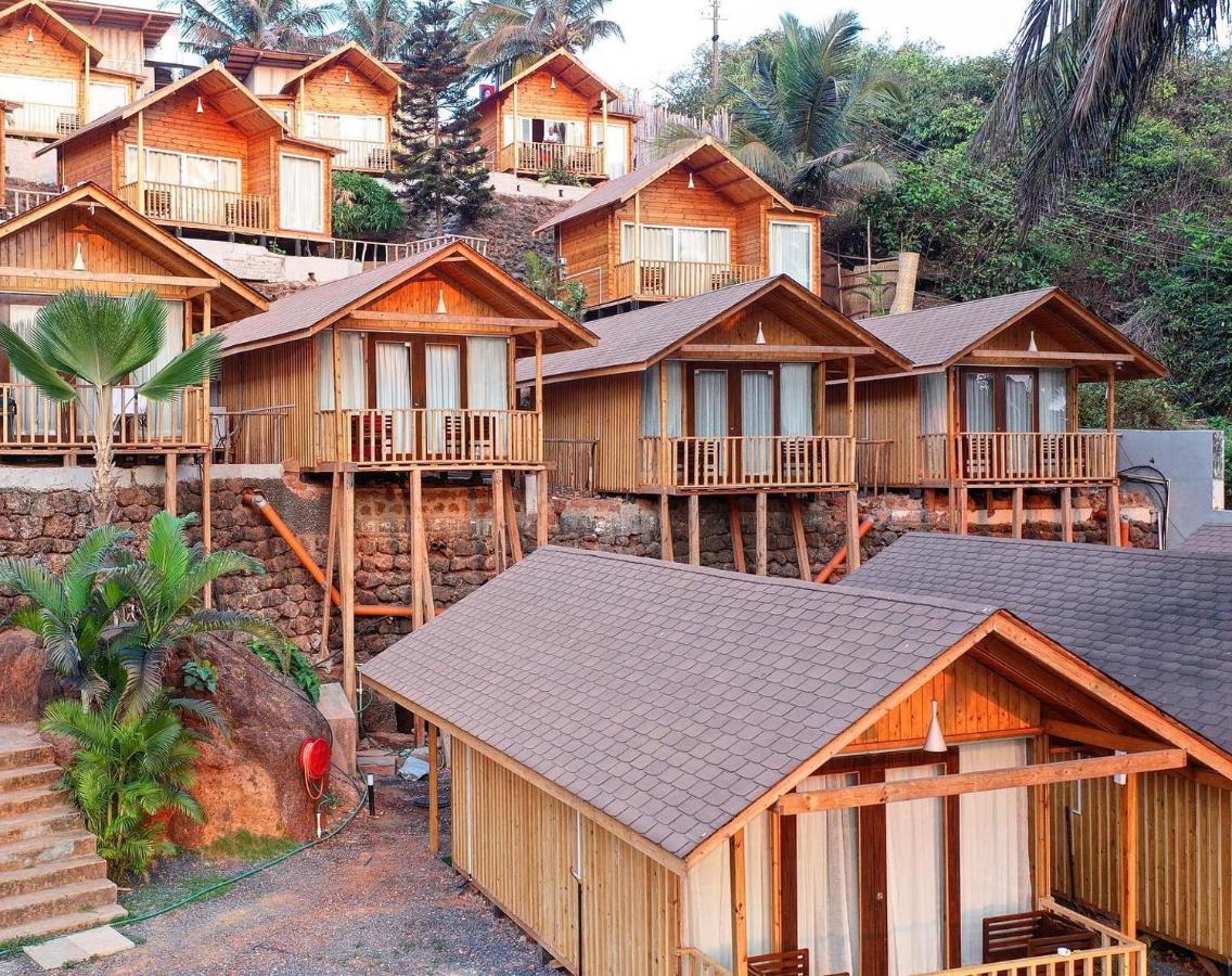 Flamingo Beach Resort GOA Exterior photo
